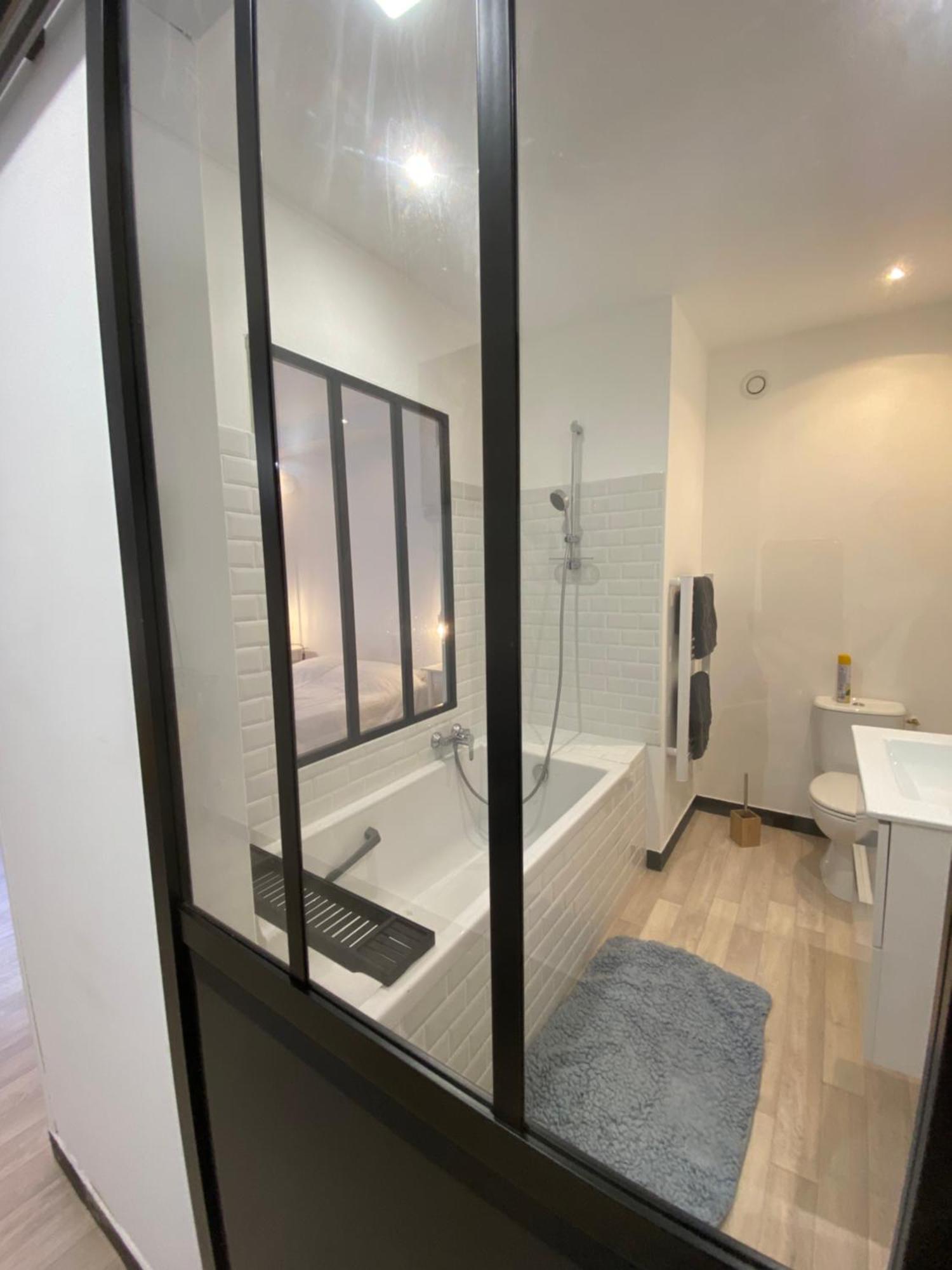 Chambre & Salle De Bain Privee - Lv 33 Argenton Sur Creuse Εξωτερικό φωτογραφία